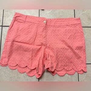 Crown & Ivy Women’s Plus Size 22W Coral Scalloped Hem Shorts